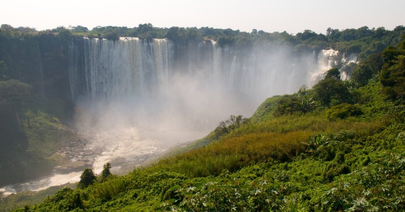 Ангола. Водопад Маланже