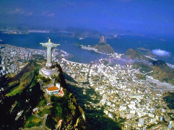 Панорамный вид Рио-де-Жанейро. Бразилия