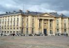 Университетский корпус в Латинском квартале Университетский корпус в Латинском квартале
