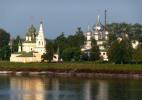 Воскресенский монастырь и церковь Рождества Иоанна Предтечи
