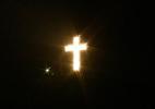 крест ночью