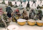 Продавцы на рынке Бенфика в Луанде