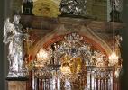 Внутреннее убранство базилики Рождества Девы Марии в Мариацелле