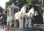 Внутренние строения храма Лакшми-Нарайана