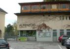 Альпийский зоопарк в городе Инсбрук в Австрии