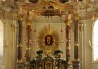 Вильтенская базилика в городе Инсбрук в Австрии. Центральный алтарь