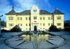 Дворец Хельбрунн возле города Зальцбург в Австрии