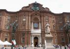 Дворец Кариньяно в городе Турин в Италии