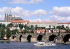 Карлов мост в городе Прага в Чехии