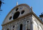 Церковь Санта-Мария-деи-Мираколи в городе Венеция в Италии