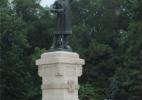 Парк Стефана Великого в городе Кишинёве в Молдавии. Памятник Великому Стефану
