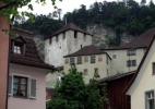 Замок Шаттенбург в городе Фельдкирх в Австрии. Вид из города
