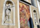 Люблянский Собор Святого Николая в Словении. Элемент декора фасада